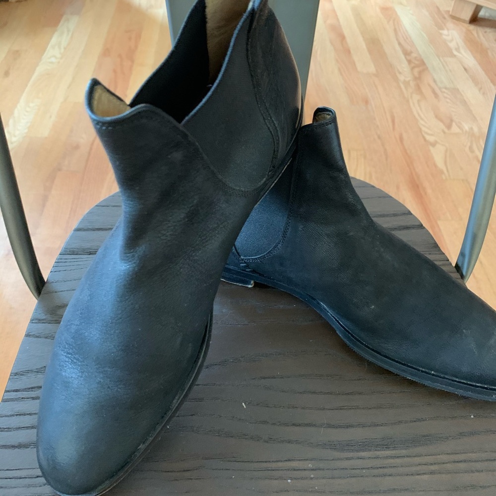 Black Leather Chelsea Boots